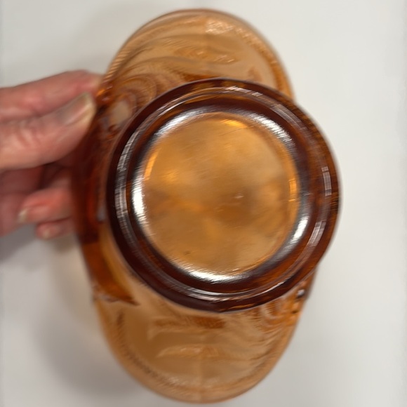 Vtg Mid century Indiana glass “ Bird of Paradise” amber basket. - Picture 5 of 6